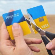 Revolut закрывает счета украинцев: пользователям дали 60 дней на вывод средств Revolut закрывает счета украинцев